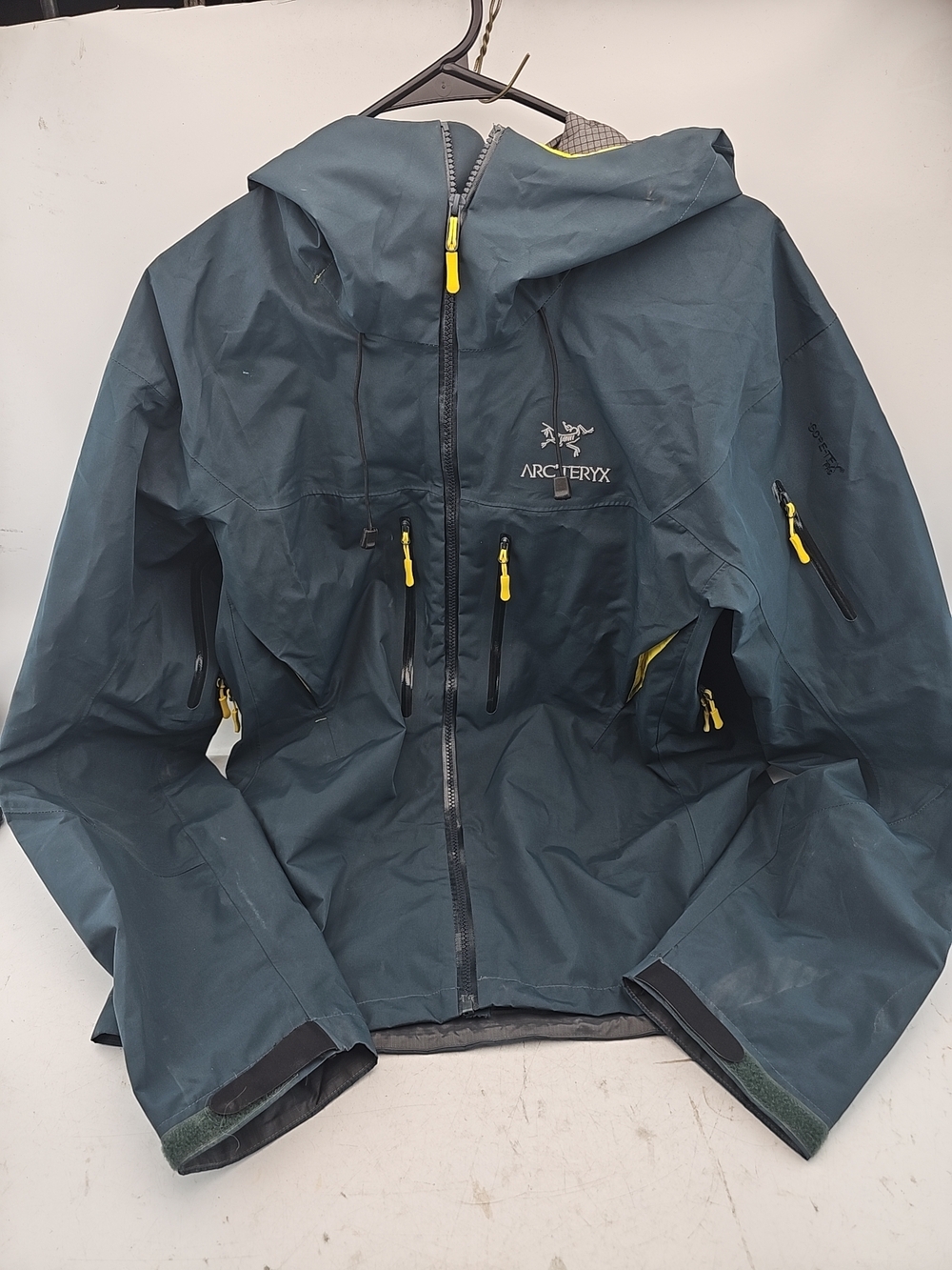 Arc'teryx Arcteryx Alpha SV Jacket Men's GORE-TEX Shell Jacket